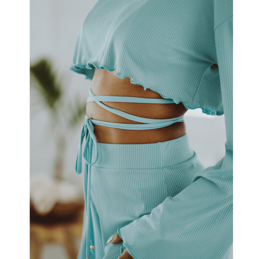 Breezy Clear Skies Crop top - SOAH