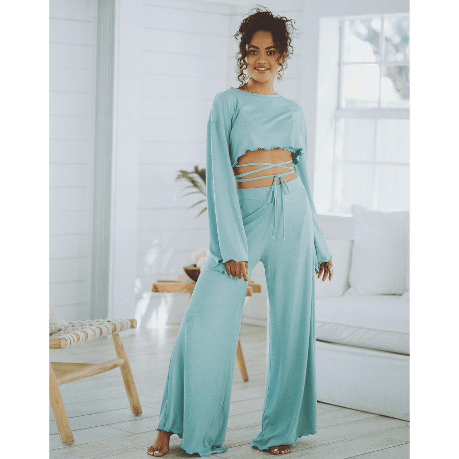 Breezy Clear Skies Crop top - SOAH