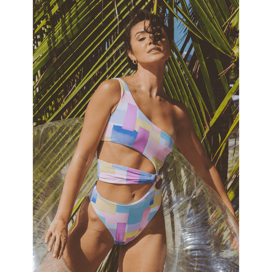 Gaia Retro Cut Out One Piece - SOAH