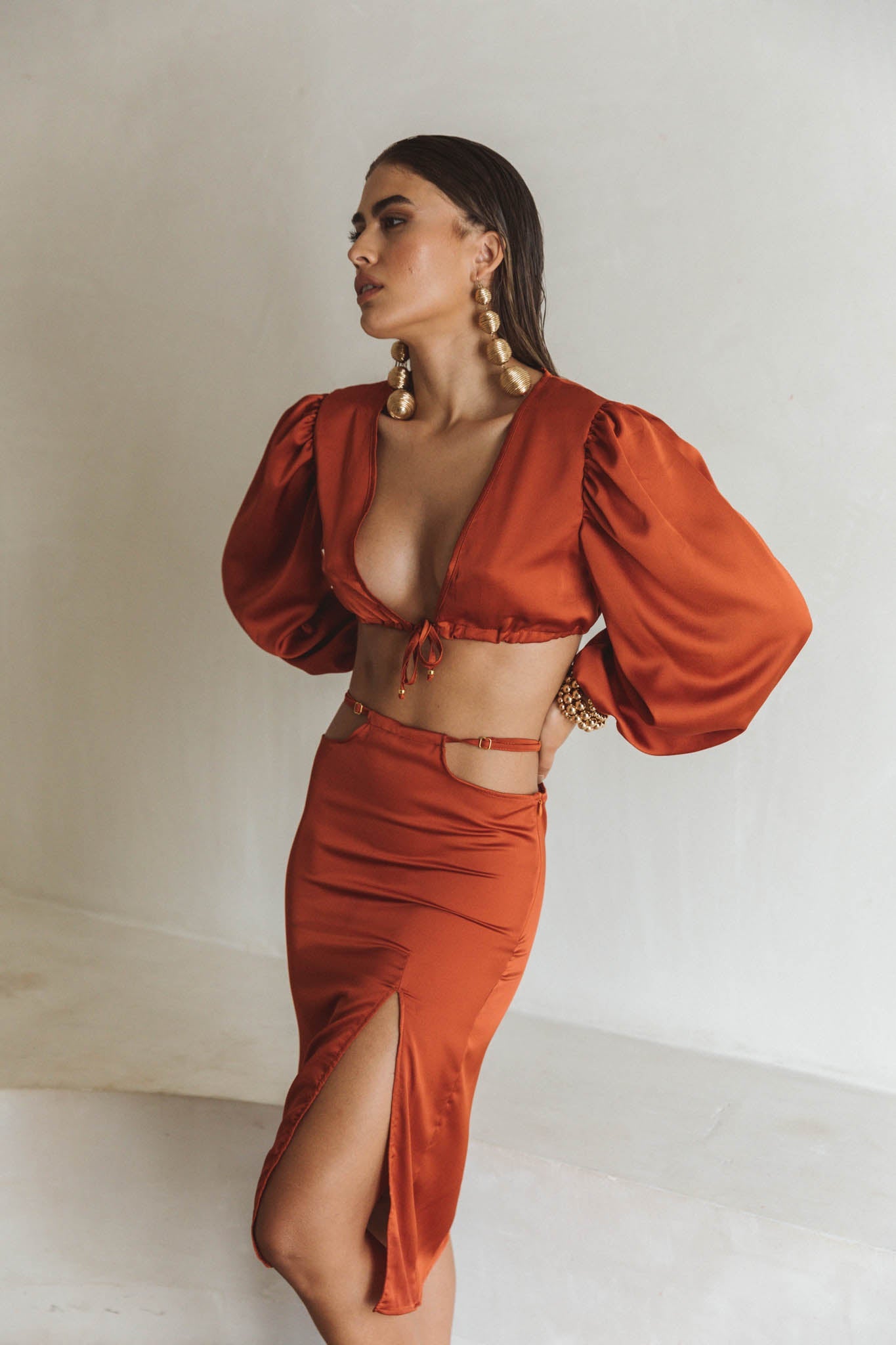 Jenna Long Sleeve Terra Crop Top – SOAH - Main Image